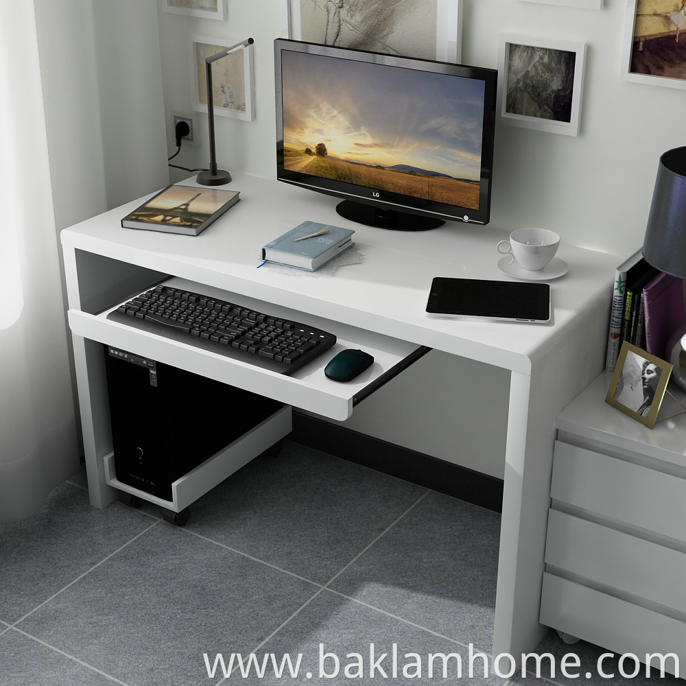 White Simple Wooden Working Desk